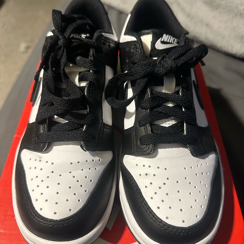 Nike Kids Black and White Sneakers